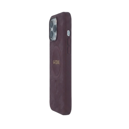 GUESS phone case with a refined textured finis